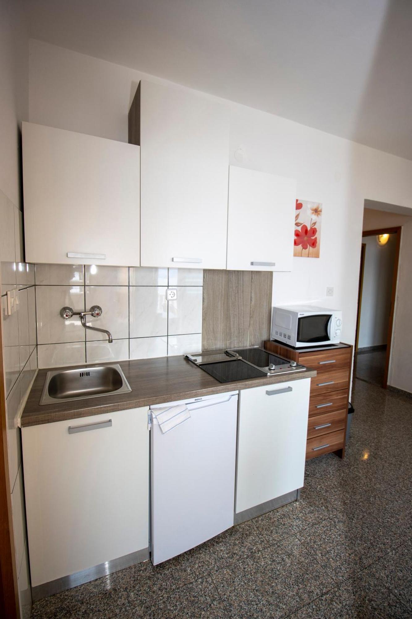 Apartmani Vesna Celina Exteriör bild