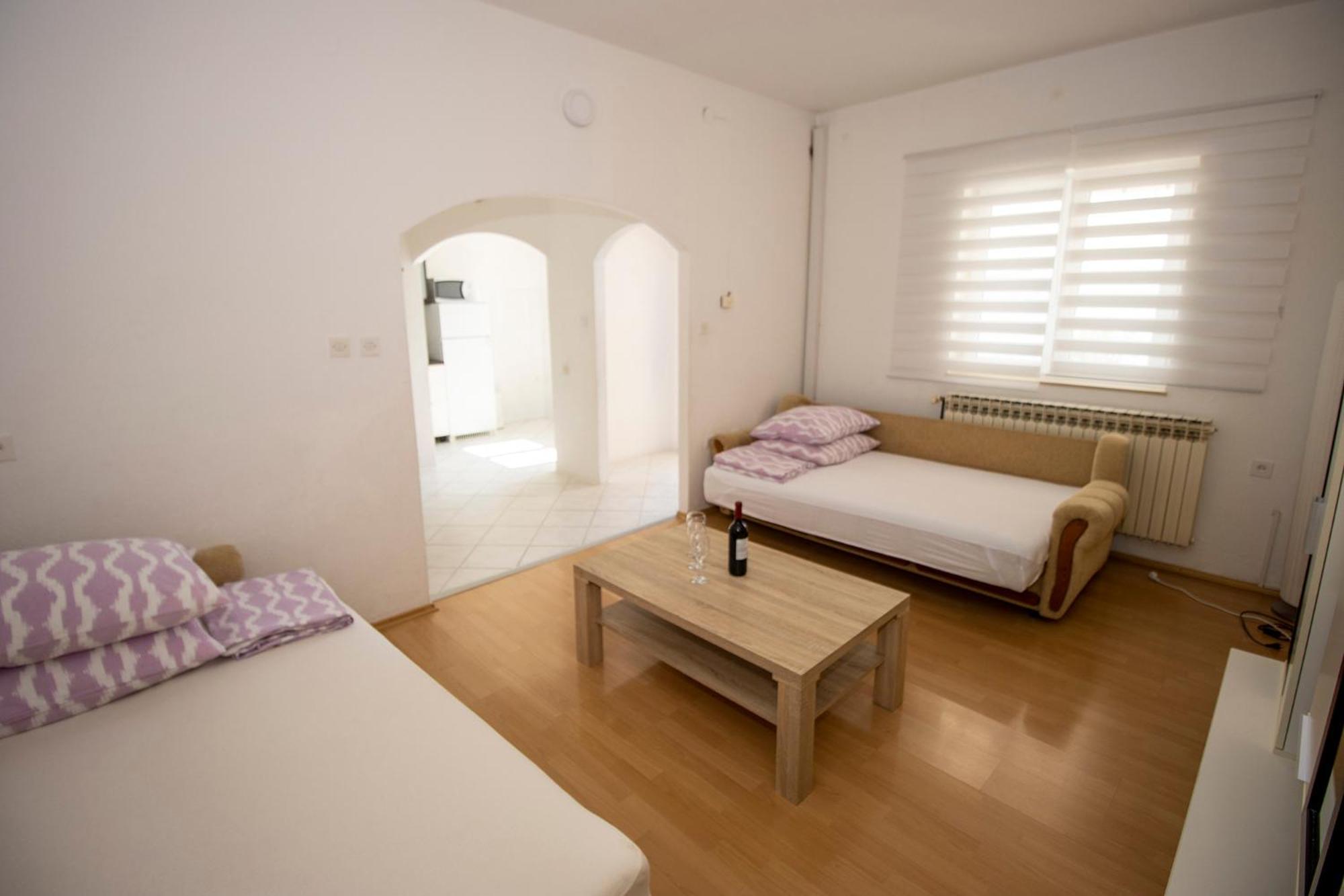 Apartmani Vesna Celina Exteriör bild